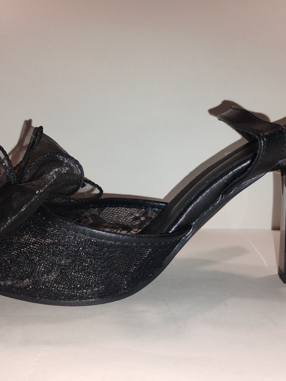 Elegant Black Mesh Bow Women’s Heel